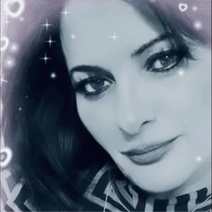 Meet your Posher, Mari